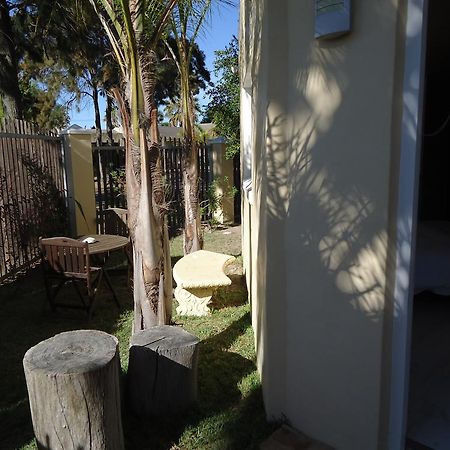 Kasa Nama Hotel Edgemead Kamer foto